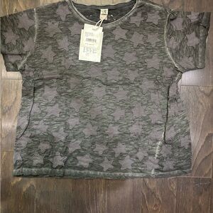 Magnolia Pearl Gray Star Short Sleeve Tee Pristine condition,wtags,Nvr worn